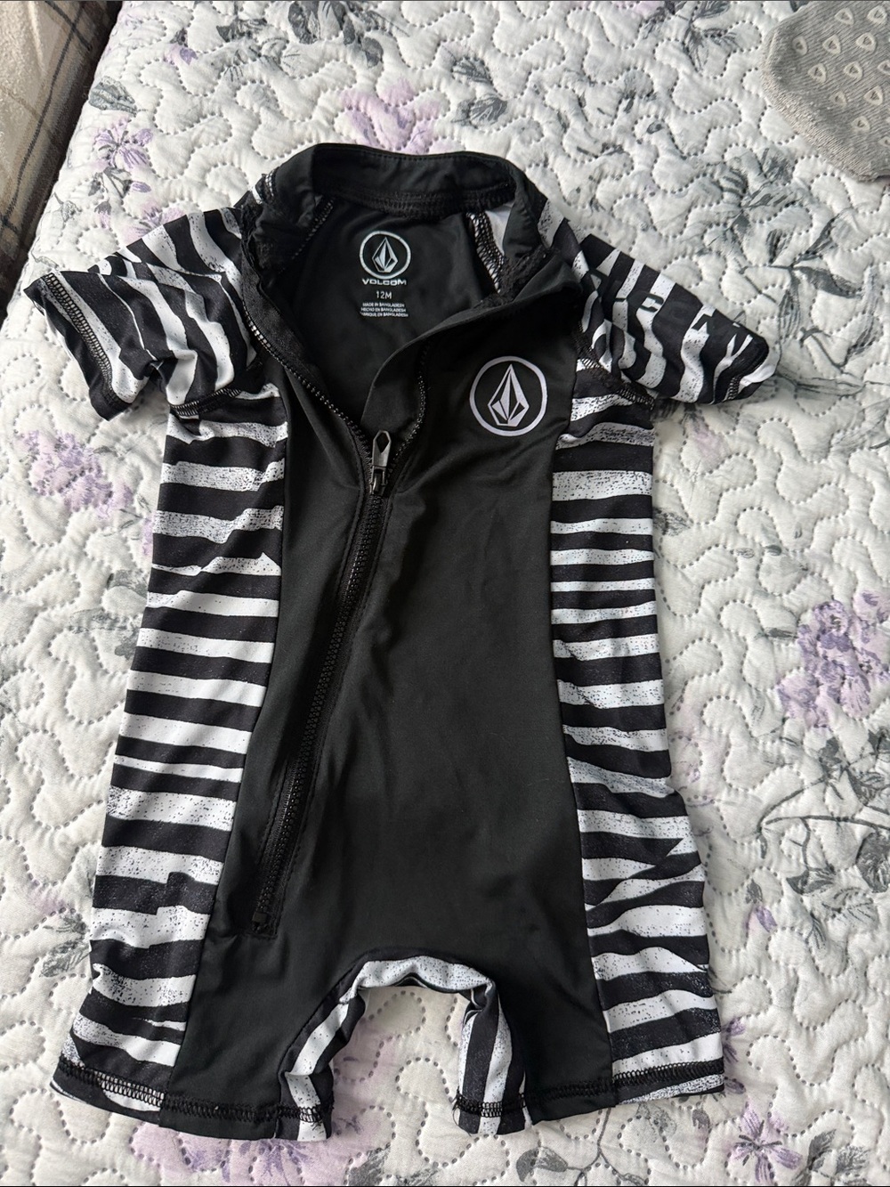 Volcom Black and White Striped Short Sleeve One-Piece Swim Suit